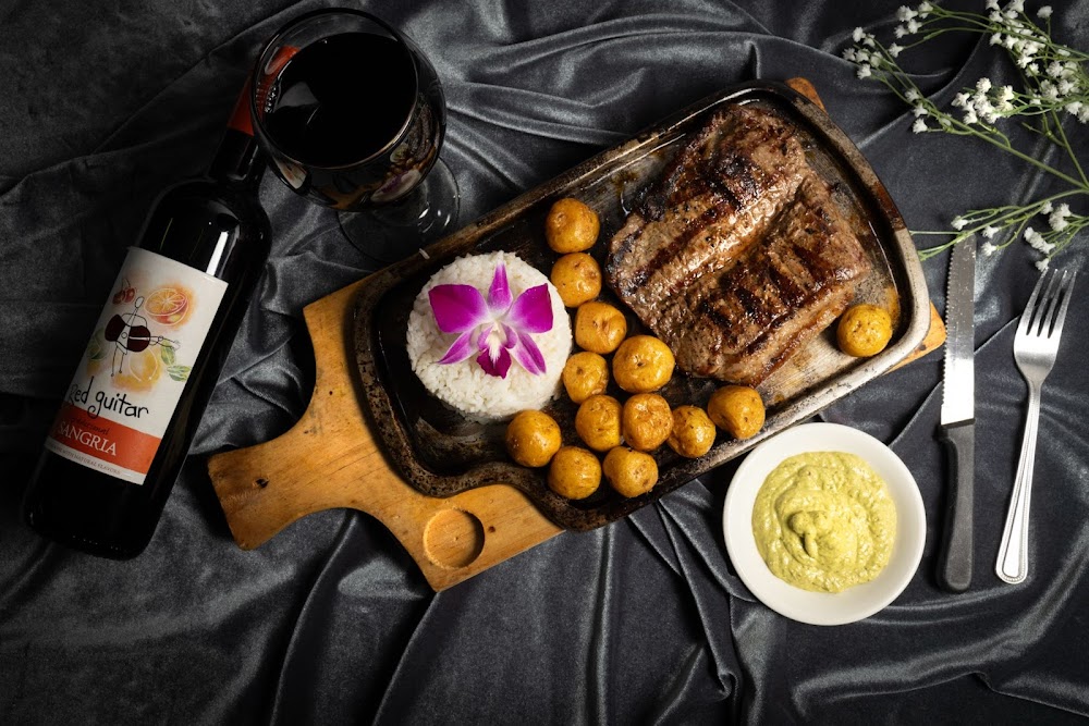 Bohemio's Restaurant Bar