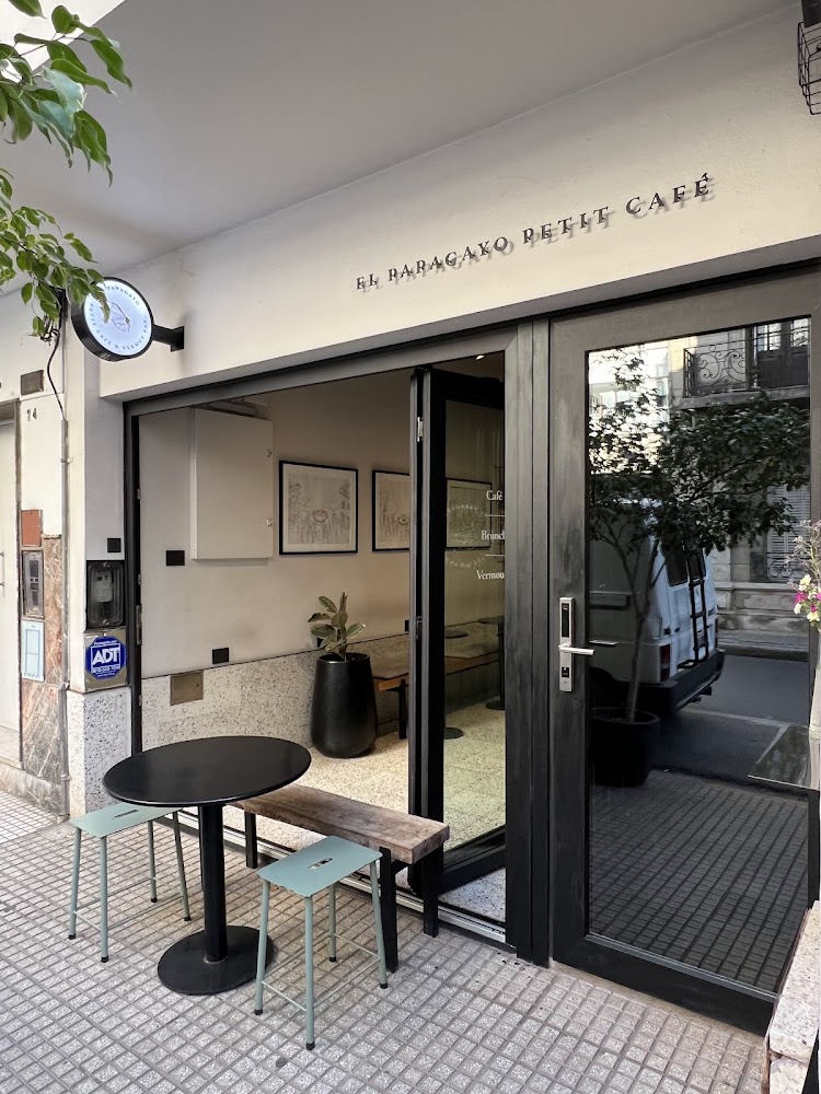 El Papagayo Petit Cafe & Vermouth Bar